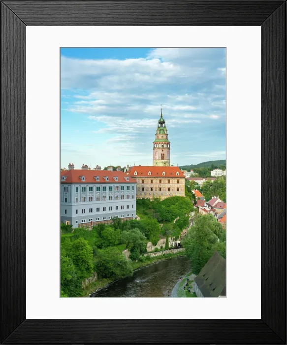 Framed Print : Vltava River by State Castle and Chateau Cesky Krumlov in town, UNESCO World Heritage Site, Cesky Krumlov, South Bohemian Region, Czech Republic (Czechia), Europe Framed Print : Vltava River by State Castle and Chateau Cesky Krumlov in town, UNESCO World Heritage Site, Cesky Krumlov, South Bohemian Region, Czech Republic (Czechia), Europe