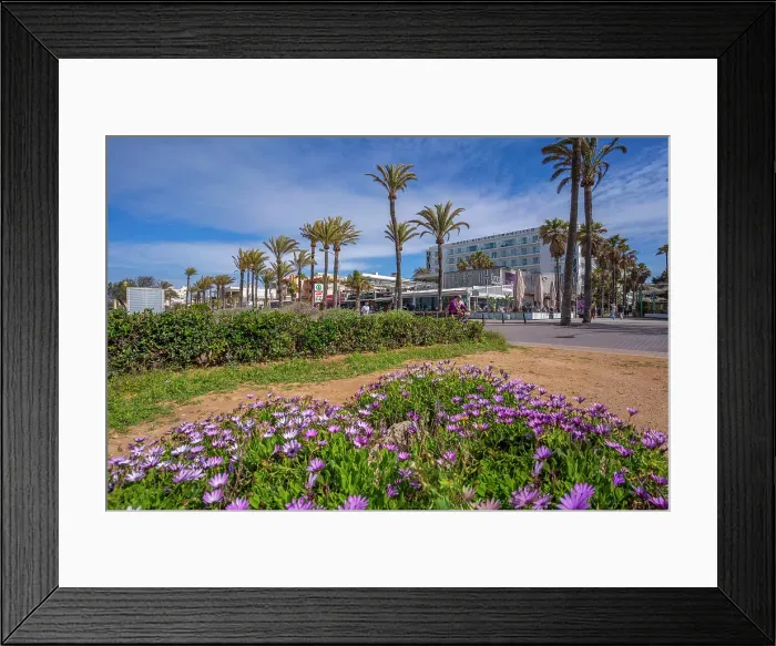 Framed Print : View of cafes and bars at Playa de Palma, S'Arenal, Palma, Majorca, Balearic Islands, Spain, Mediterranean, Europe Framed Print : View of cafes and bars at Playa de Palma, S'Arenal, Palma, Majorca, Balearic Islands, Spain, Mediterranean, Europe