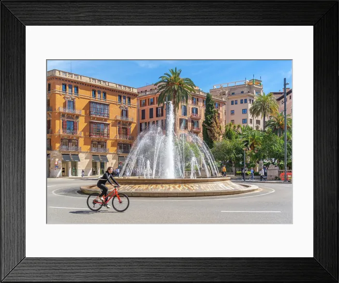 Framed Print : View of fountain in Placa la Reina, Palma de Mallorca, Majorca, Balearic Islands, Spain, Mediterranean, Europe