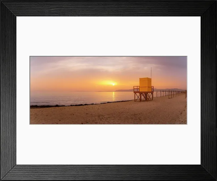 Framed Print : View of lifeguard watchtower at Playa de Palma at sunset, S'Arenal, Palma, Majorca, Balearic Islands, Spain, Mediterranean, Europe Framed Print : View of lifeguard watchtower at Playa de Palma at sunset, S'Arenal, Palma, Majorca, Balearic Islands, Spain, Mediterranean, Europe