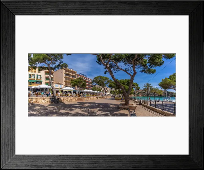 Framed Print : View of cafes on Carrer d'En Bordils, Porto Cristo, Majorca, Balearic Islands, Spain, Mediterranean, Europe Framed Print : View of cafes on Carrer d'En Bordils, Porto Cristo, Majorca, Balearic Islands, Spain, Mediterranean, Europe