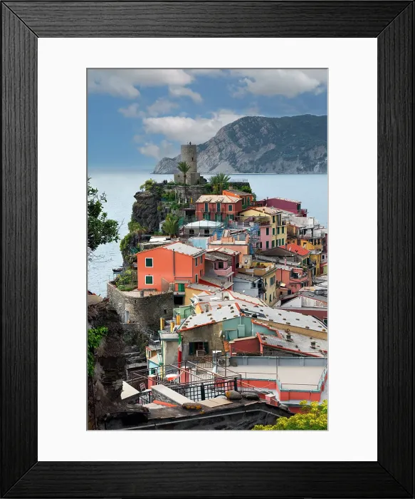 Framed Print : Vernazza, a coastal town in the province of La Spezia, Cinque Terre region, UNESCO World Heritage Site, Liguria, Italy, Europe Framed Print : Vernazza, a coastal town in the province of La Spezia, Cinque Terre region, UNESCO World Heritage Site, Liguria, Italy, Europe