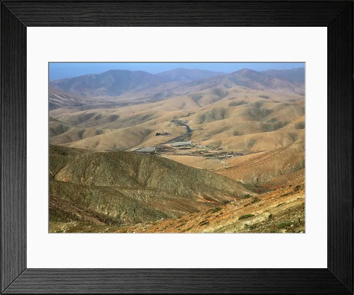 Framed Print : Bare moon-like arid landscape in mountains between Pajara and La Pared, Fuerteventura, Canary Islands, Spain, Atlantic, Europe Framed Print : Bare moon-like arid landscape in mountains between Pajara and La Pared, Fuerteventura, Canary Islands, Spain, Atlantic, Europe