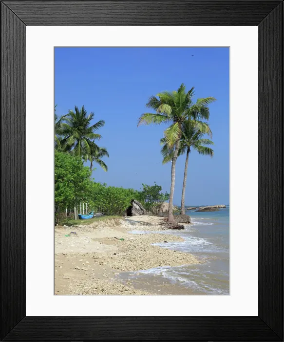 Framed Print : Indian Ocean and sandy tropical beach at Pasikudah Bay, Eastern Province, Sri Lanka, Asia Framed Print : Indian Ocean and sandy tropical beach at Pasikudah Bay, Eastern Province, Sri Lanka, Asia