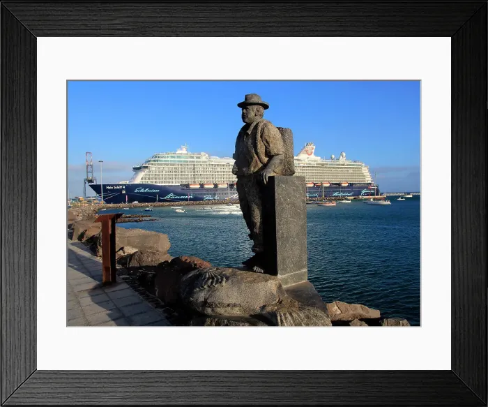 Framed Print : Pescador de Viejas sculpture by Juan Miguel Cubas Sanchez, 2003, Puerto del Rosario, Fuerteventura, Canary Islands, Spain, Atlantic, Europe Framed Print : Pescador de Viejas sculpture by Juan Miguel Cubas Sanchez, 2003, Puerto del Rosario, Fuerteventura, Canary Islands, Spain, Atlantic, Europe