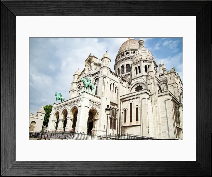 Framed Print : Sacre-Coeur Basilica on Montmartre hill, Paris, France, Europe Framed Print : Sacre-Coeur Basilica on Montmartre hill, Paris, France, Europe