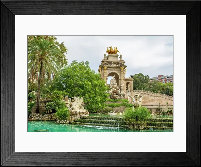 Framed Print : The main fountain in Parc de la Ciutadella (Citadel Park), Barcelona, Catalonia, Spain, Europe Framed Print : The main fountain in Parc de la Ciutadella (Citadel Park), Barcelona, Catalonia, Spain, Europe
