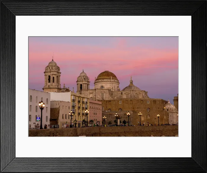 Framed Print : The Catedral de la Santa Cruz (Cathedral of the Holy Cross) along San Sebastian bay, old town, Cadiz, Andalucia, Spain, Europe Framed Print : The Catedral de la Santa Cruz (Cathedral of the Holy Cross) along San Sebastian bay, old town, Cadiz, Andalucia, Spain, Europe