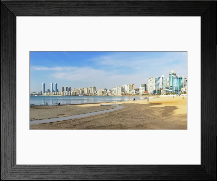 Framed Print : Gwangalli beach, Busan, South Korea, Asia Framed Print : Gwangalli beach, Busan, South Korea, Asia