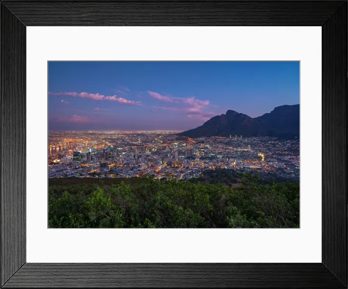 Framed Print : View of Cape Town and Table Mountain from Signal Hill at dusk, Cape Town, Western Cape, South Africa, Africa Framed Print : View of Cape Town and Table Mountain from Signal Hill at dusk, Cape Town, Western Cape, South Africa, Africa
