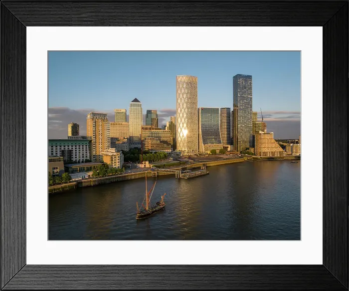 Framed Print : Canary Wharf, Docklands, London, United Kingdom, Europe Framed Print : Canary Wharf, Docklands, London, United Kingdom, Europe
