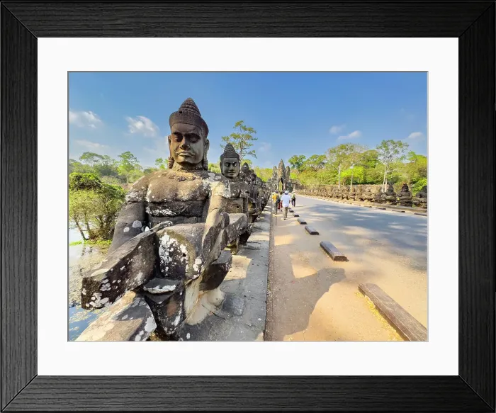 Framed Print : The bridge to Angkor Thom, lined on both sides with figurines ending in a corbelled arch entryway, Angkor, UNESCO World Heritage Site, Cambodia, Indochina, Southeast Asia, Asia