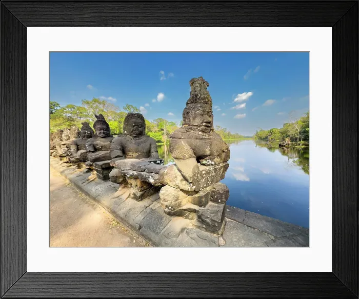 Framed Print : The bridge to Angkor Thom, lined on both sides with figurines ending in a corbelled arch entryway, Angkor, UNESCO World Heritage Site, Cambodia, Indochina, Southeast Asia, Asia