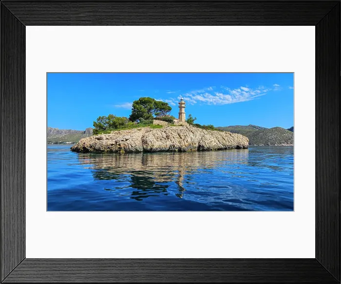 Framed Print : Lighthouse on the bay of Pollenca, Mallorca, Balearic islands, Spain, Mediterranean, Europe Framed Print : Lighthouse on the bay of Pollenca, Mallorca, Balearic islands, Spain, Mediterranean, Europe
