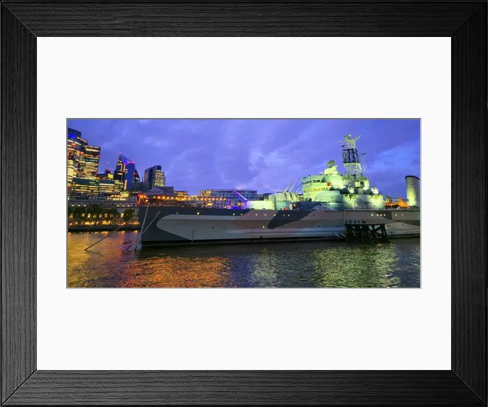 Framed Print : HMS Belfast and London skyline at dusk, London, England, United Kingdom, Europe Framed Print : HMS Belfast and London skyline at dusk, London, England, United Kingdom, Europe