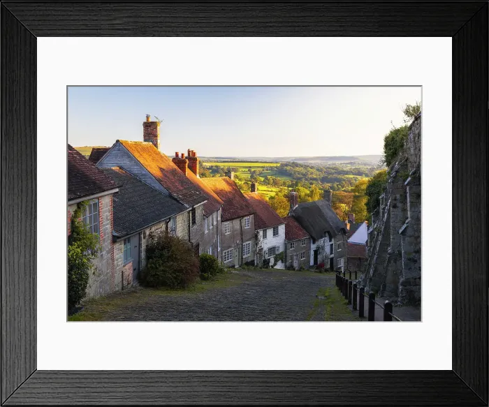 Framed Print : Gold Hill during sunset in late summer, Shaftesbury, Dorset, England, United Kingdom, Europe Framed Print : Gold Hill during sunset in late summer, Shaftesbury, Dorset, England, United Kingdom, Europe