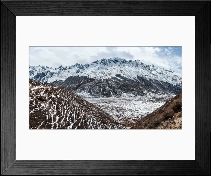Framed Print : Panorama overlooking the vast high altitude mountains of Langtang Valley Trek with snow plains near Kyanjin Gompa, Himalayas of Nepal, Asia