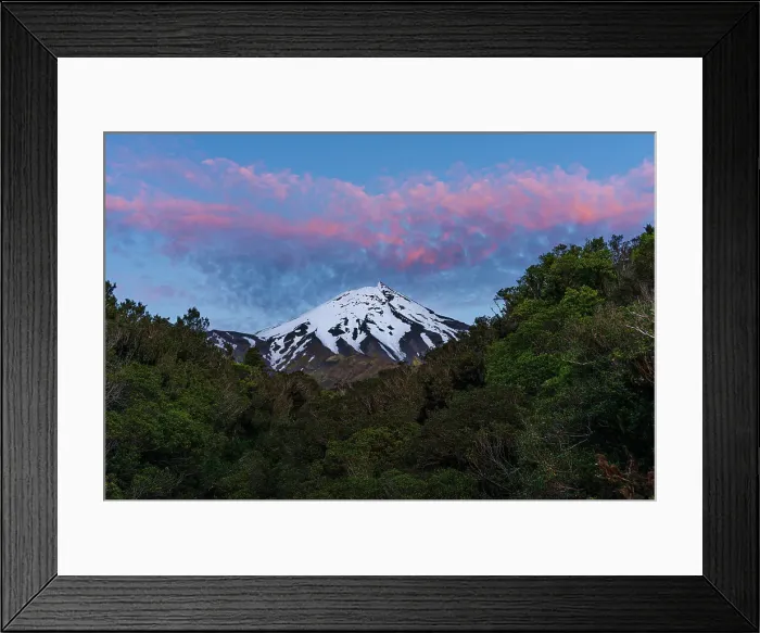 Framed Print : Purple sunset above the snowy summit of Mount Taranaki, North Island, New Zealand, Pacific Framed Print : Purple sunset above the snowy summit of Mount Taranaki, North Island, New Zealand, Pacific