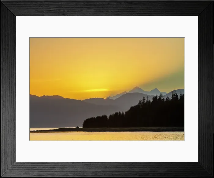 Framed Print : Scenic view of Glacier Bay National Park and Preserve, UNESCO World Heritage Site, Southeast Alaska, Pacific Ocean, United States of America, North America Framed Print : Scenic view of Glacier Bay National Park and Preserve, UNESCO World Heritage Site, Southeast Alaska, Pacific Ocean, United States of America, North America