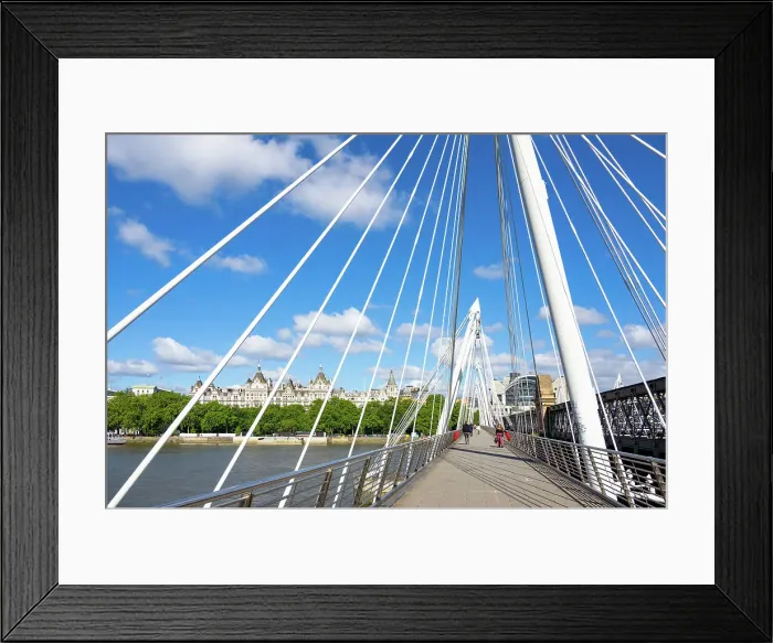 Framed Print : Golden Jubilee Bridge across the River Thames, London, England, United Kingdom, Europe Framed Print : Golden Jubilee Bridge across the River Thames, London, England, United Kingdom, Europe