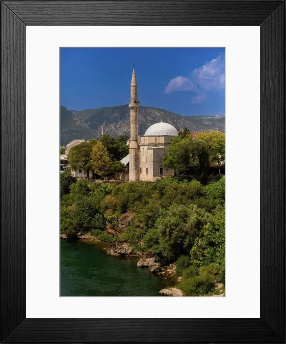 Framed Print : Buildings along the Neretva River, Mostar, Bosnia and Herzegovina, Europe Framed Print : Buildings along the Neretva River, Mostar, Bosnia and Herzegovina, Europe