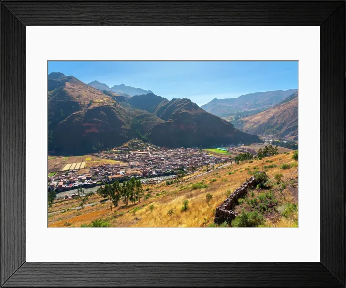 Framed Print : Town of Pisac (Pisaq), Sacred Valley, Calca Province, Cusco (Cuzco) Region, Peru, South America Framed Print : Town of Pisac (Pisaq), Sacred Valley, Calca Province, Cusco (Cuzco) Region, Peru, South America