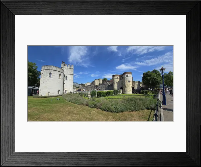 Framed Print : Panorama of the Tower of London, UNESCO World Heritage Site, London, England, United Kingdom, Europe Framed Print : Panorama of the Tower of London, UNESCO World Heritage Site, London, England, United Kingdom, Europe