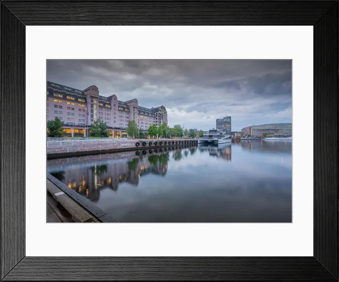 Framed Print : View of architecture reflecting in harbour on cloudy evening, Oslo, Norway, Scandinavia, Europe
