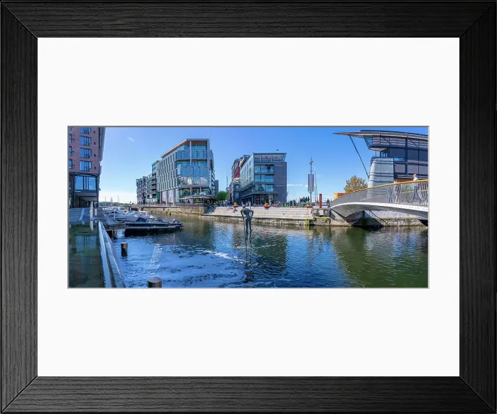 Framed Print : View of Utferdstrang sculpture in Bryggegangen, Aker Brygge, Oslo, Norway, Scandinavia, Europe Framed Print : View of Utferdstrang sculpture in Bryggegangen, Aker Brygge, Oslo, Norway, Scandinavia, Europe