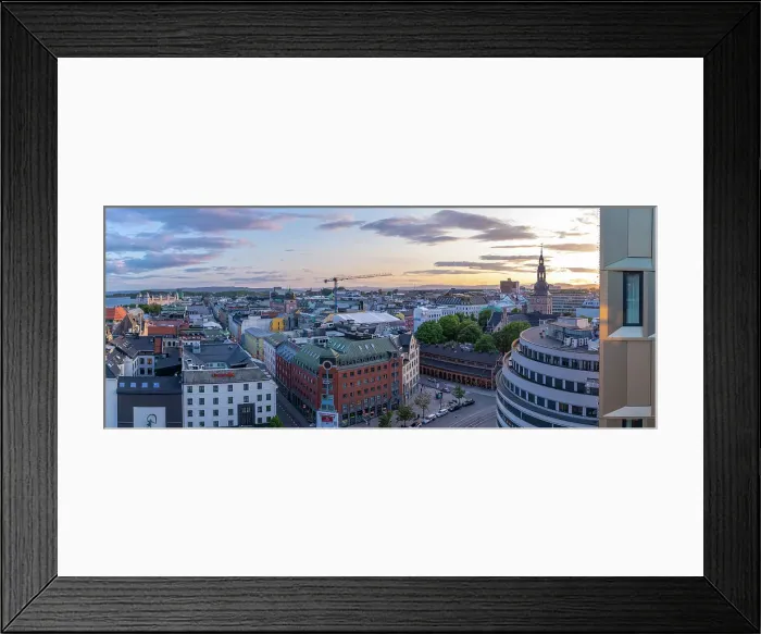 Framed Print : View of Oslo Cathedral and city skyline from elevated position at sunset, Oslo, Norway, Scandinavia, Europe Framed Print : View of Oslo Cathedral and city skyline from elevated position at sunset, Oslo, Norway, Scandinavia, Europe