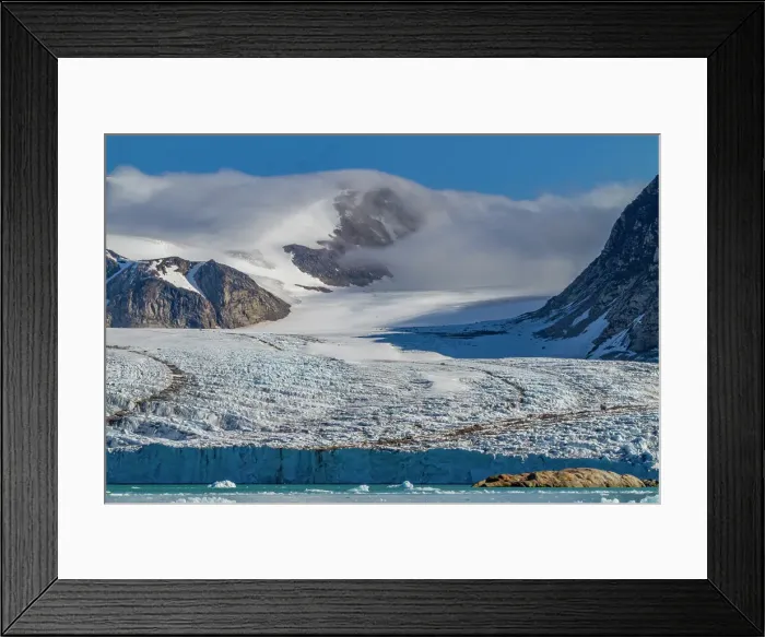 Framed Print : Views of the Monacobreen (Monaco Glacier), in Haakon VII Land on the island of Spitsbergen in Svalbard, Norway, Arctic, Europe Framed Print : Views of the Monacobreen (Monaco Glacier), in Haakon VII Land on the island of Spitsbergen in Svalbard, Norway, Arctic, Europe