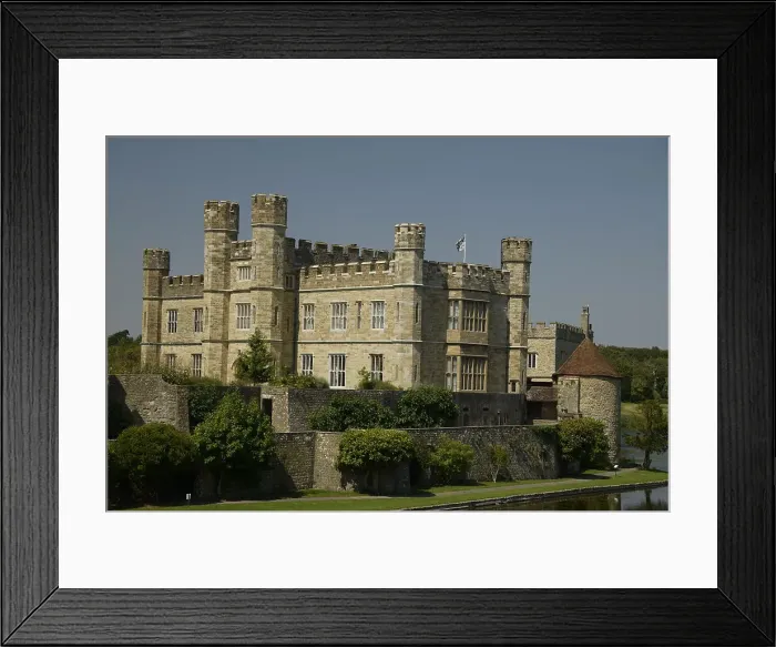 Framed Print : Leeds Castle near Maidstone, Kent, England, United Kingdom, Europe Framed Print : Leeds Castle near Maidstone, Kent, England, United Kingdom, Europe