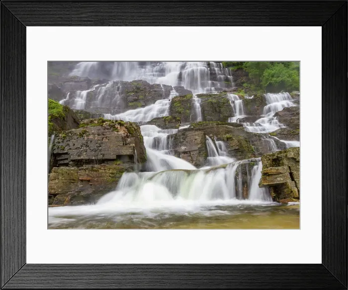 Framed Print : Views of an active waterfall just outside the city of Oslo, Norway, Scandinavia, Europe Framed Print : Views of an active waterfall just outside the city of Oslo, Norway, Scandinavia, Europe