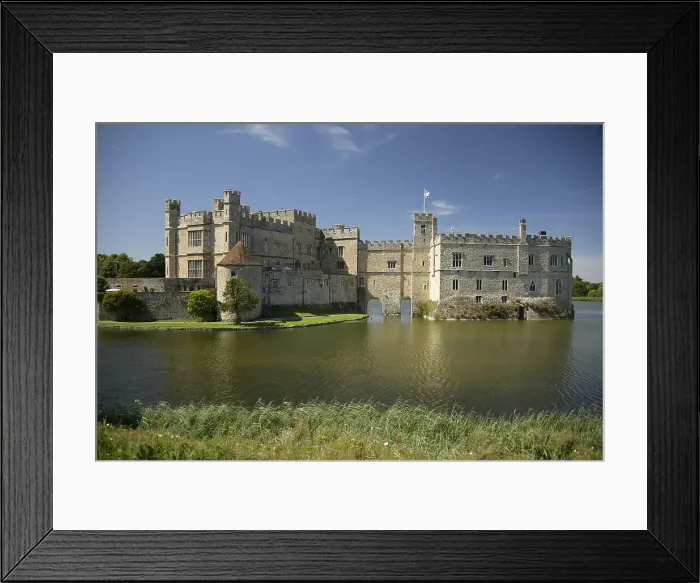 Framed Print : Leeds Castle near Maidstone, Kent, England, United Kingdom, Europe Framed Print : Leeds Castle near Maidstone, Kent, England, United Kingdom, Europe