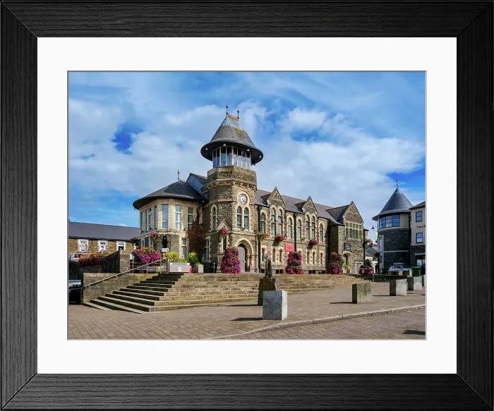 Framed Print : Twyn Community Centre, Caerphilly, Gwent, Wales, United Kingdom, Europe Framed Print : Twyn Community Centre, Caerphilly, Gwent, Wales, United Kingdom, Europe
