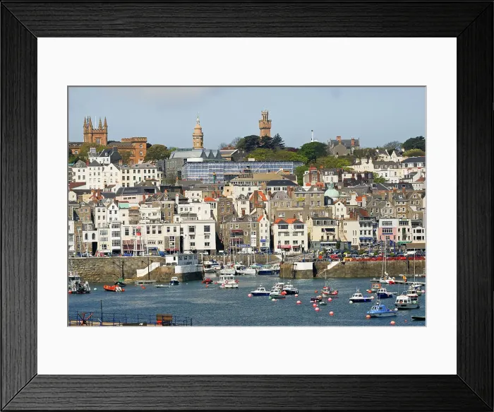 Framed Print : Saint Peter Port, Island of Guernsey, Bailiwick of Guernsey, British Crown dependency, English Channel, Europe
