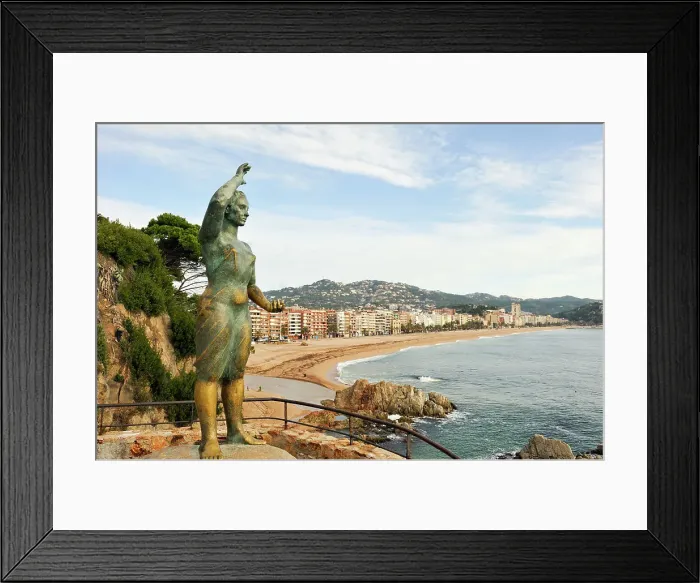 Framed Print : Dona Marinera (Fisherman's Wife), bronze sculpture by Ernest Maragall, 1966, Lloret de Mar, province of Girona, Catalonia, Spain, Europe