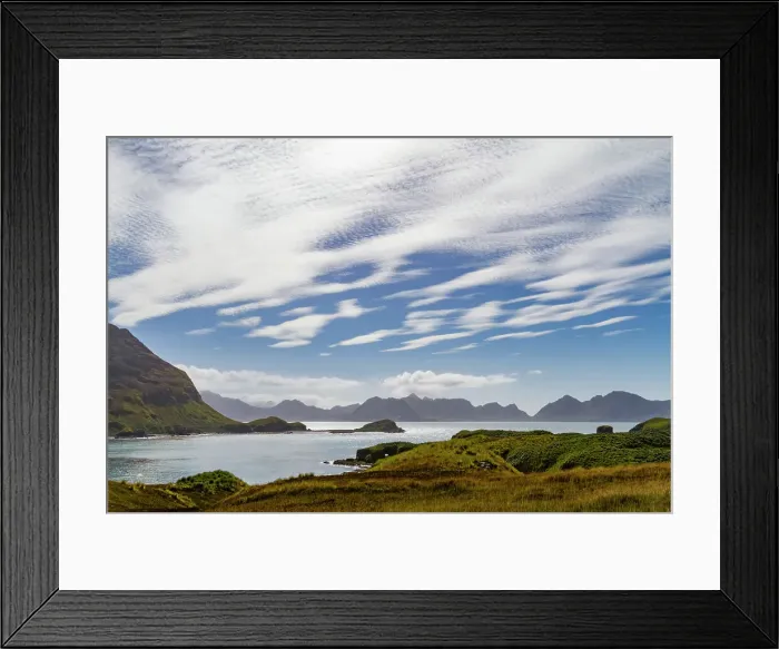 Framed Print : Views of Fortuna Bay on the northern coast of South Georgia, Southern Ocean, Polar Regions Framed Print : Views of Fortuna Bay on the northern coast of South Georgia, Southern Ocean, Polar Regions