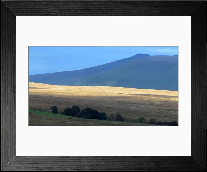 Framed Print : Looking towards Pen-y-Fan, Brecon Beacons, Powys, Wales, United Kingdom, Europe Framed Print : Looking towards Pen-y-Fan, Brecon Beacons, Powys, Wales, United Kingdom, Europe