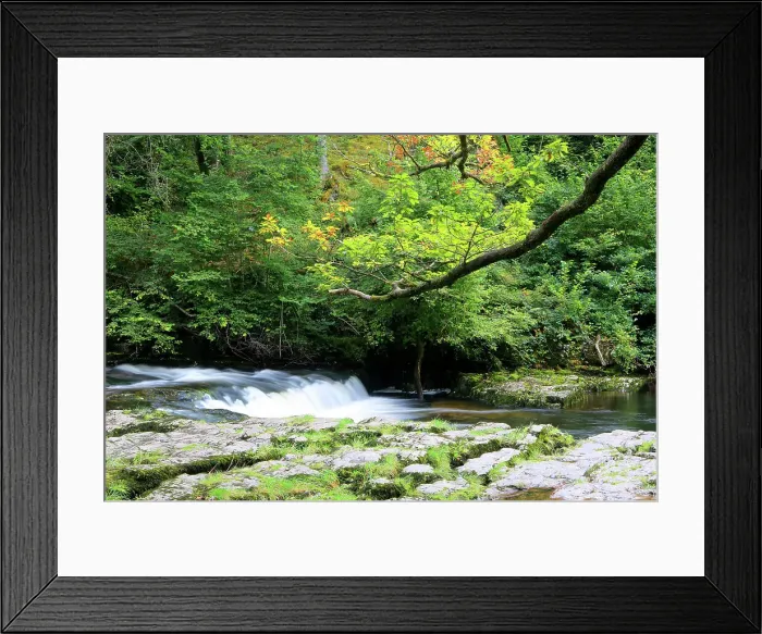 Framed Print : Sgwd Clun-Gwyn waterfall, Ystradfellte, Brecon Beacons, Powys, Wales, United Kingdom, Europe Framed Print : Sgwd Clun-Gwyn waterfall, Ystradfellte, Brecon Beacons, Powys, Wales, United Kingdom, Europe