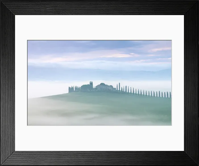 Framed Print : Misty morning in the Val d'Orcia, UNESCO, Tuscany, Italy Framed Print : Misty morning in the Val d'Orcia, UNESCO, Tuscany, Italy