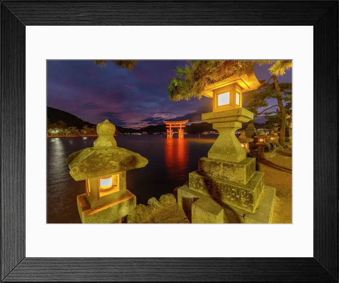 Framed Print : Itsukushima Jinja, 16th century Shinto shrine, torii gate appears to float at high tide, UNESCO, Miyajimacho, Hatsukaichi, Hiroshima, Honshu, Japan Framed Print : Itsukushima Jinja, 16th century Shinto shrine, torii gate appears to float at high tide, UNESCO, Miyajimacho, Hatsukaichi, Hiroshima, Honshu, Japan