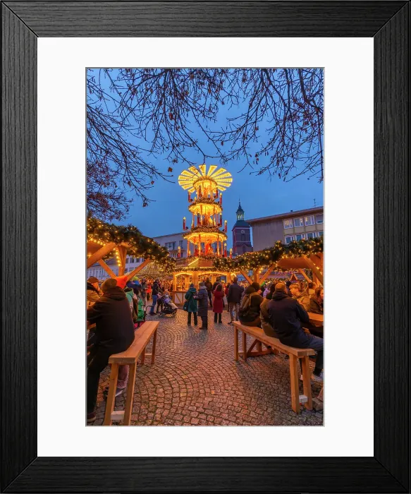 Framed Print : Christmas Market stalls in the market square in Altstadt Spandau at dusk, Spandau, Berlin, Germany Framed Print : Christmas Market stalls in the market square in Altstadt Spandau at dusk, Spandau, Berlin, Germany