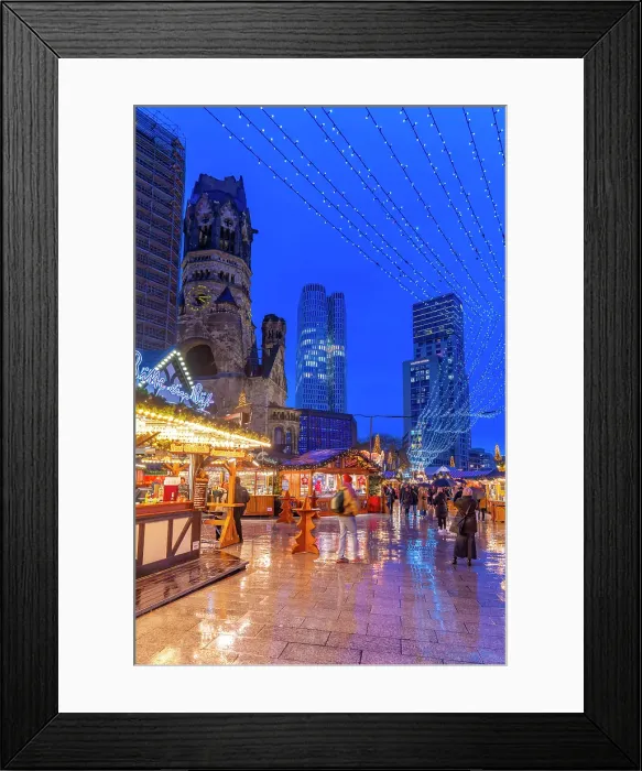 Framed Print : View of Kaiser Wilhelm Memorial Church and market stalls at Christmas, Breitscheidplatz, Berlin, Germany