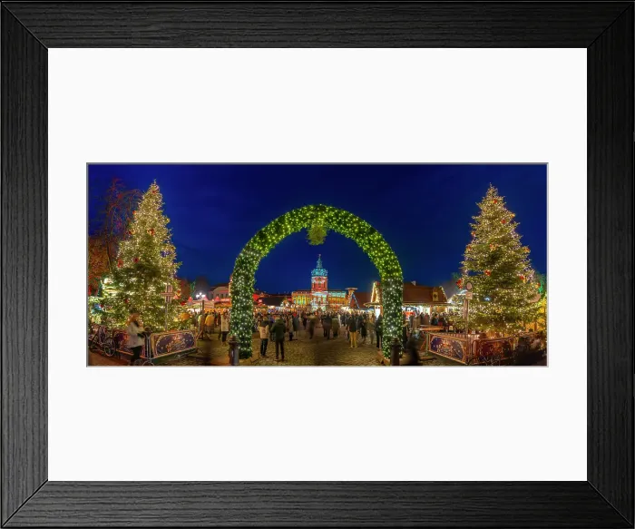 Framed Print : View of Christmas market at Charlottenburg Palace in Schloss Charlottenburg at dusk, Berlin, Germany Framed Print : View of Christmas market at Charlottenburg Palace in Schloss Charlottenburg at dusk, Berlin, Germany