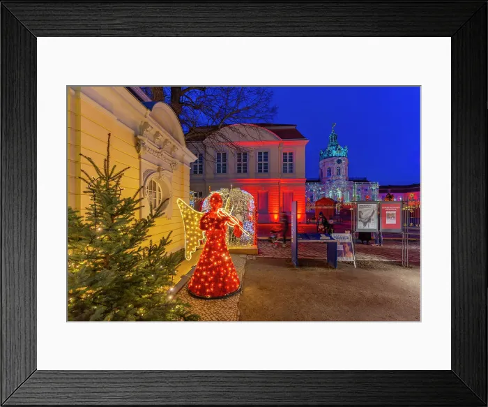 Framed Print : View of Christmas market at Charlottenburg Palace in Schloss Charlottenburg at dusk, Berlin, Germany Framed Print : View of Christmas market at Charlottenburg Palace in Schloss Charlottenburg at dusk, Berlin, Germany