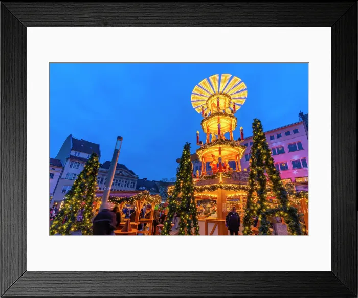 Framed Print : Christmas Market stalls in the market square in Altstadt Spandau at dusk, Spandau, Berlin, Germany Framed Print : Christmas Market stalls in the market square in Altstadt Spandau at dusk, Spandau, Berlin, Germany