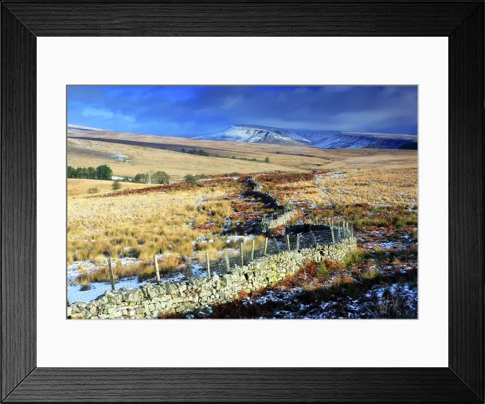 Framed Print : Looking towards Pen-y-Fan in winter, Brecon Beacons, Powys, South Wales, United Kingdom Framed Print : Looking towards Pen-y-Fan in winter, Brecon Beacons, Powys, South Wales, United Kingdom