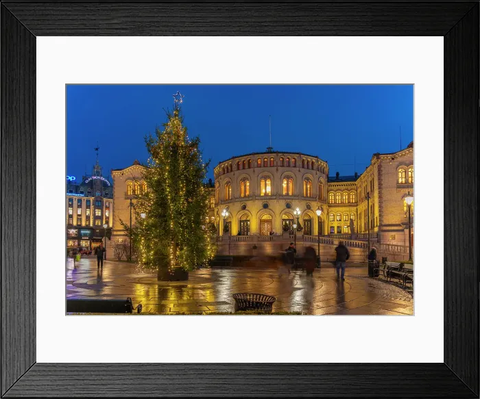 Framed Print : View of Norwegian Parliament during Christmas at dusk, Oslo, Norway, Scandinavia Framed Print : View of Norwegian Parliament during Christmas at dusk, Oslo, Norway, Scandinavia