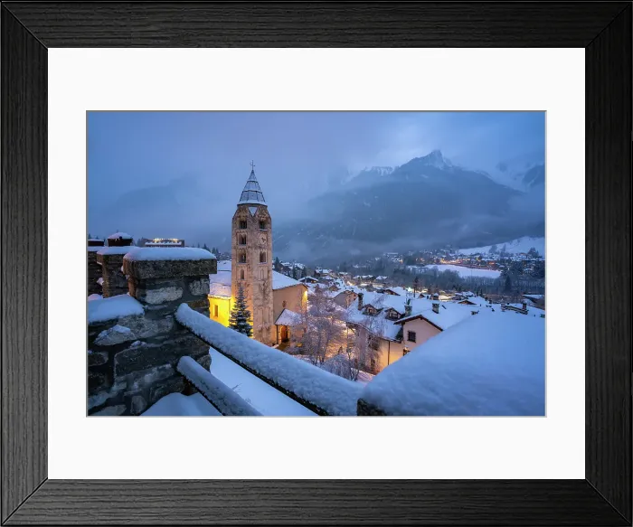 Framed Print : Church of Saint Pantalon, snow covered town centre and mountainous background in winter at dusk, Courmayeur, Aosta Valley, Italian Alps, Italy Framed Print : Church of Saint Pantalon, snow covered town centre and mountainous background in winter at dusk, Courmayeur, Aosta Valley, Italian Alps, Italy